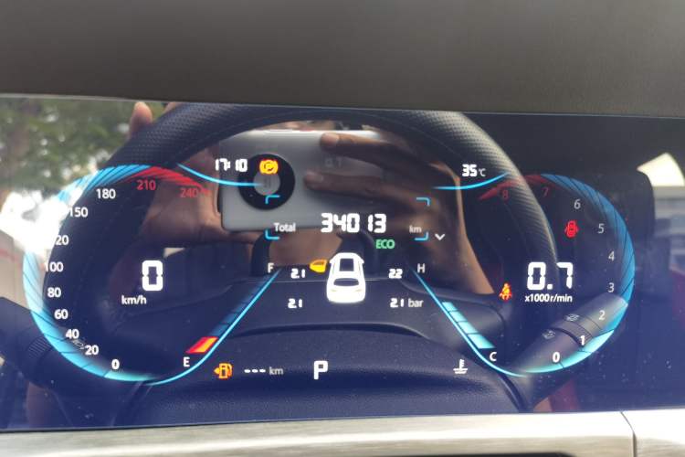 Used CHANGAN CS35PLUS 2023 Enjoy Edition 1.4T DCT Luxury Model Odometer Close Up
