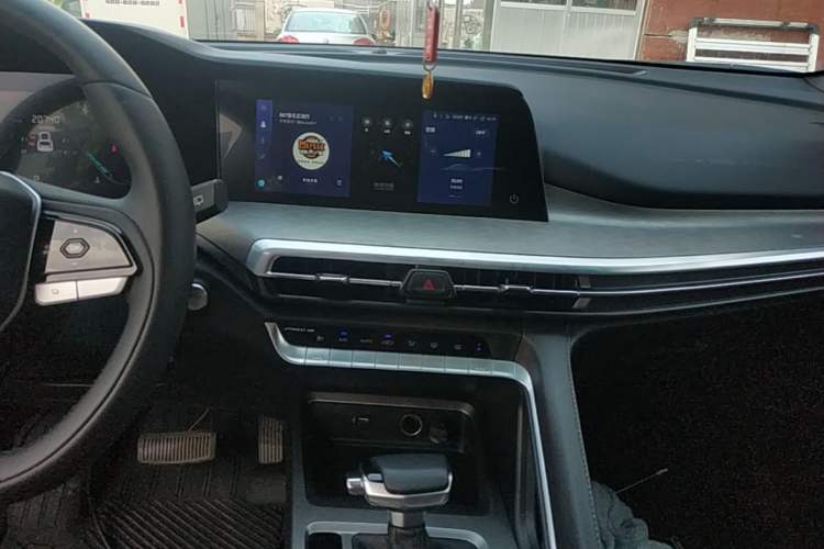 Used CHANGAN CS35PLUS 2023 Enjoy Edition 1.4T DCT Luxury Model Audio And AC Panel