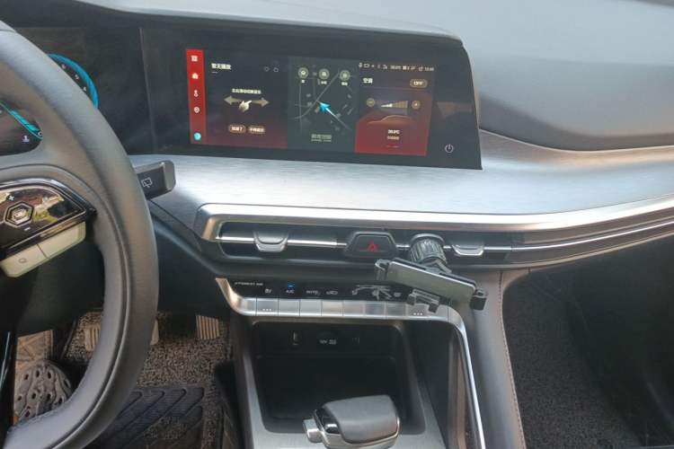 Used CHANGAN CS35PLUS 2023 Enjoy Edition 1.4T DCT Prestige Model Audio And AC Panel