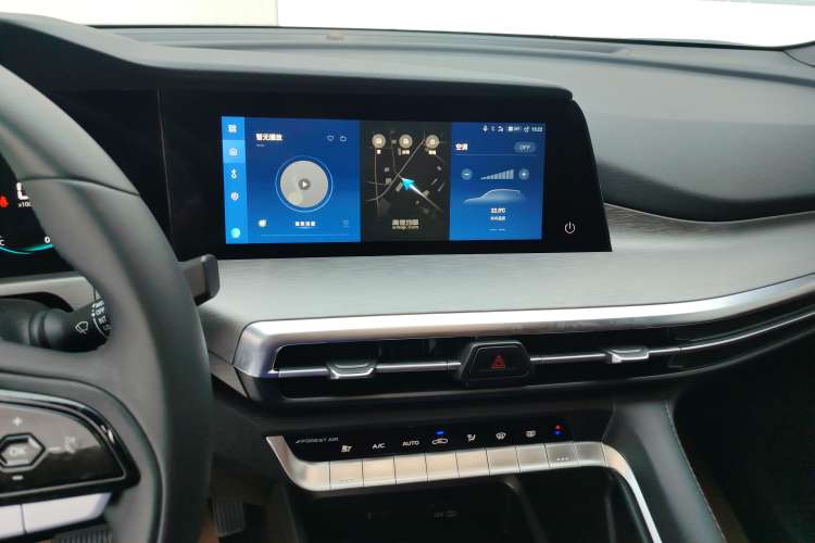 Used CHANGAN CS35PLUS 2023 Enjoy Edition 1.4T DCT Luxury Model Audio And AC Panel