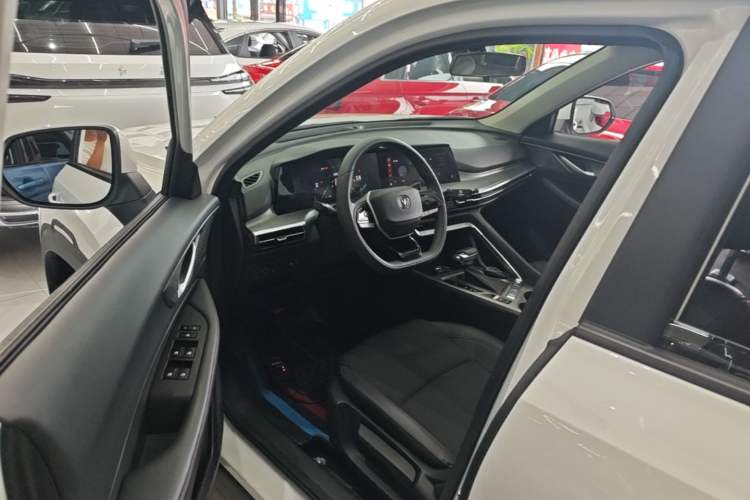Used CHANGAN CS35PLUS 2023 Enjoy Edition 1.4T DCT Luxury Model Driver Seat