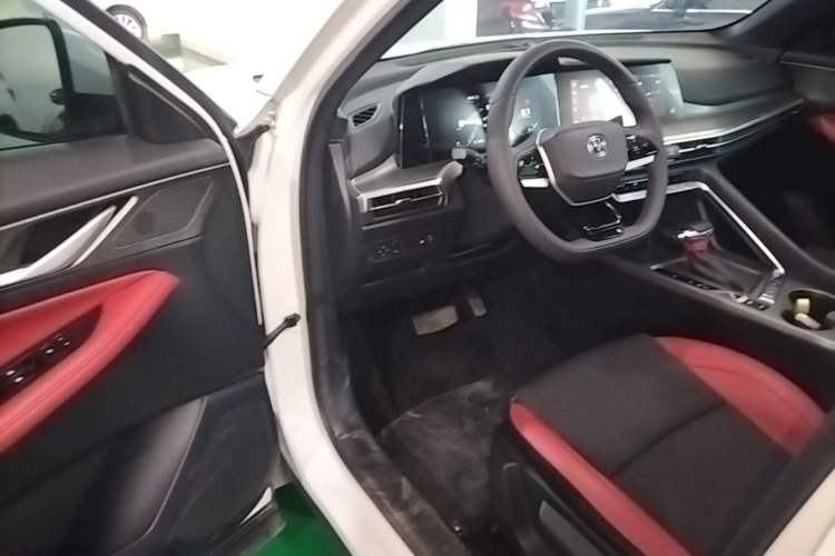 Used CHANGAN CS35PLUS 2023 Enjoy Edition 1.4T DCT Luxury Model Driver Seat