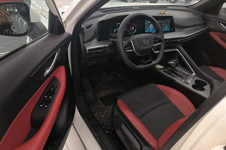 Used CHANGAN CS35PLUS 2023 Enjoy Edition 1.4T DCT Luxury Model Driver Seat
