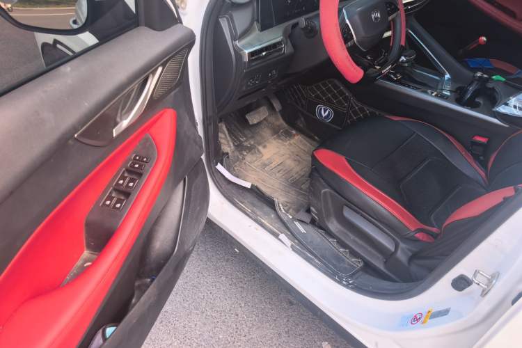 Used CHANGAN CS35PLUS 2023 Enjoy Edition 1.4T DCT Luxury Model Driver Seat