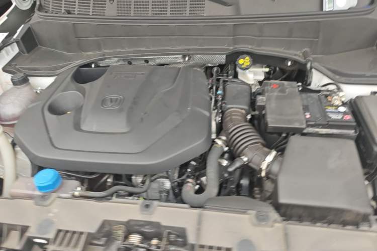 Used CHANGAN CS35PLUS 2023 Enjoy Edition 1.4T DCT Prestige Model Engine Bay