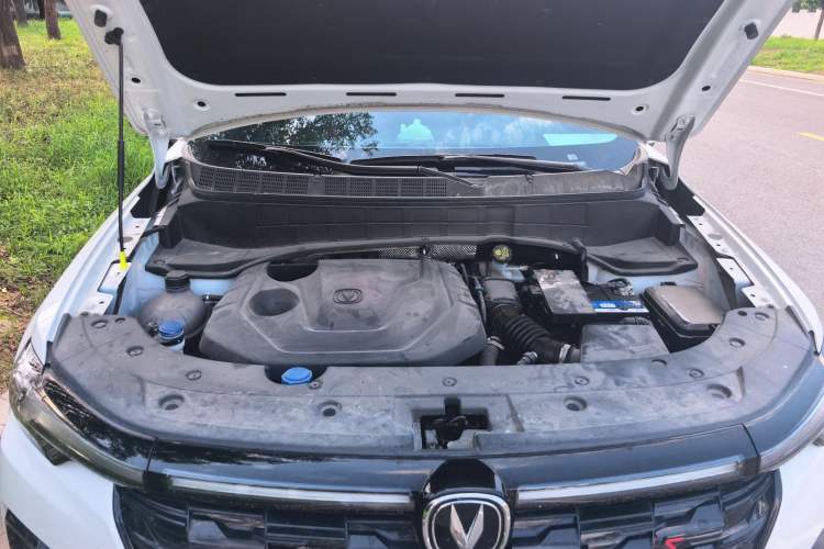 Used CHANGAN CS35PLUS 2023 Enjoy Edition 1.4T DCT Luxury Model Engine Bay
