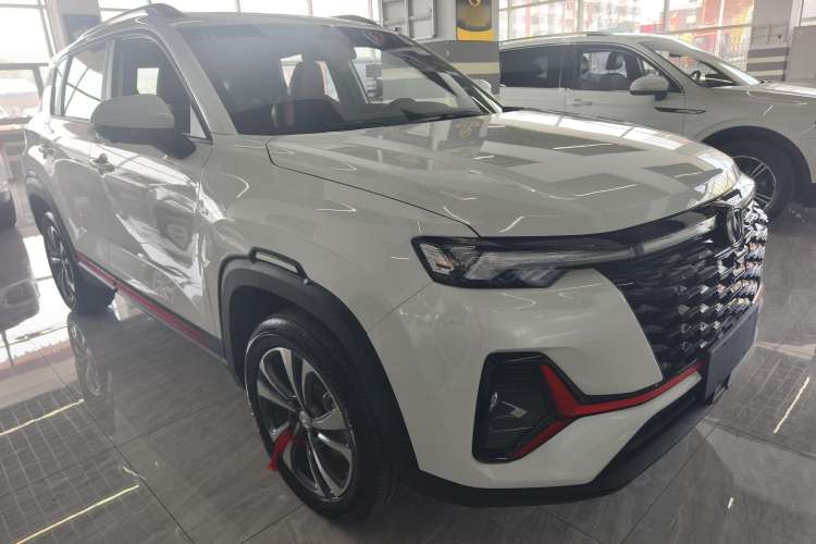 Used CHANGAN CS35PLUS 2023 Enjoy Edition 1.4T DCT Luxury Model Exterior 2