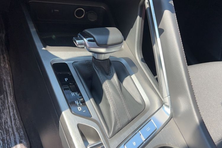 Used CHANGAN CS35PLUS 2023 Enjoy Edition 1.4T DCT Luxury Model Gear Lever