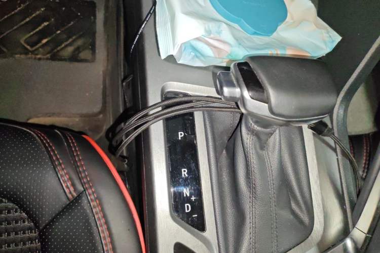 Used CHANGAN CS35PLUS 2023 Enjoy Edition 1.4T DCT Prestige Model Gear Lever