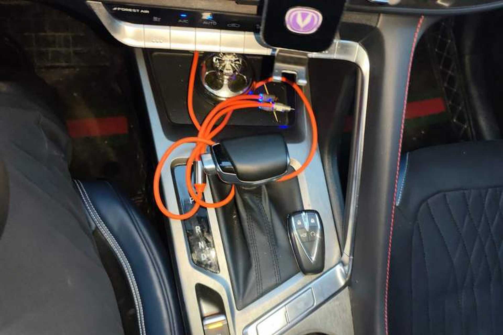 Used CHANGAN CS35PLUS 2023 Enjoy Edition 1.4T DCT Luxury Model Gear Lever