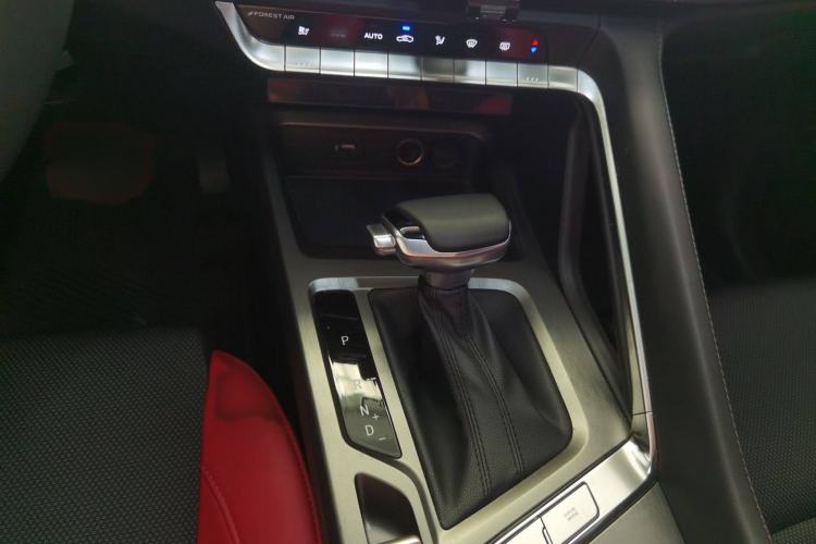 Used CHANGAN CS35PLUS 2023 Enjoy Edition 1.4T DCT Luxury Model Gear Lever