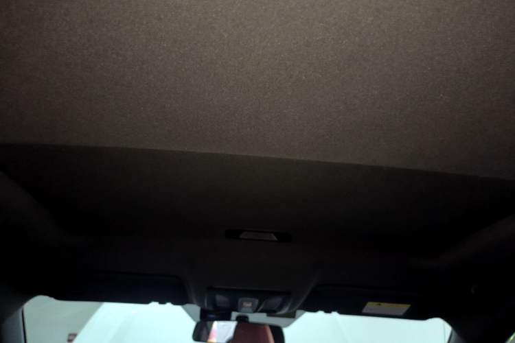 Used CHANGAN CS35PLUS 2023 Enjoy Edition 1.4T DCT Luxury Model Headliner