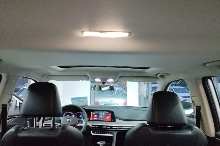 Used CHANGAN CS35PLUS 2023 Enjoy Edition 1.4T DCT Luxury Model Headliner