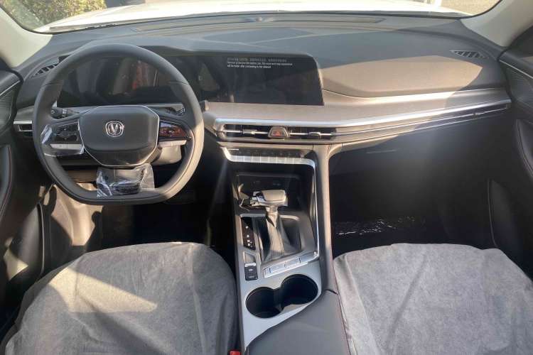 Used CHANGAN CS35PLUS 2023 Enjoy Edition 1.4T DCT Luxury Model Interior 1