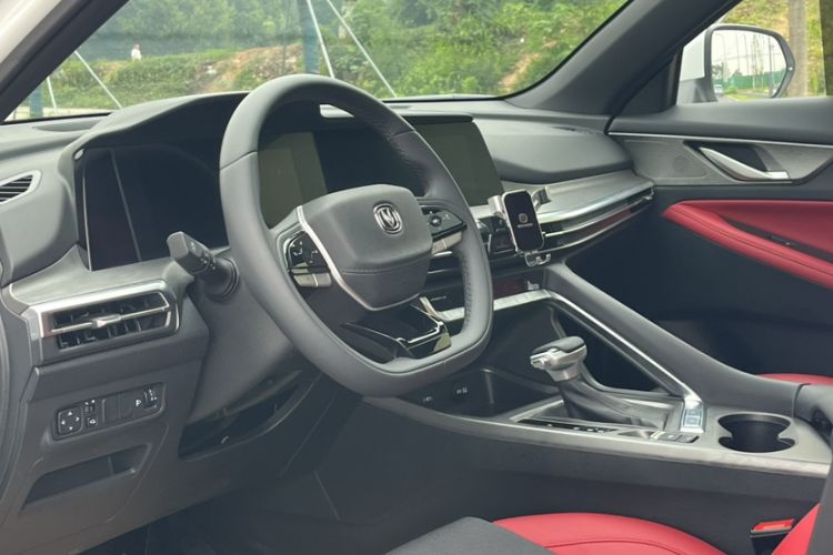 Used CHANGAN CS35PLUS 2023 Enjoy Edition 1.4T DCT Luxury Model Interior 2