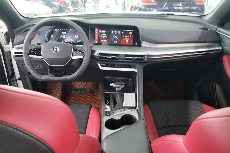 Used CHANGAN CS35PLUS 2023 Enjoy Edition 1.4T DCT Luxury Model Interior 2