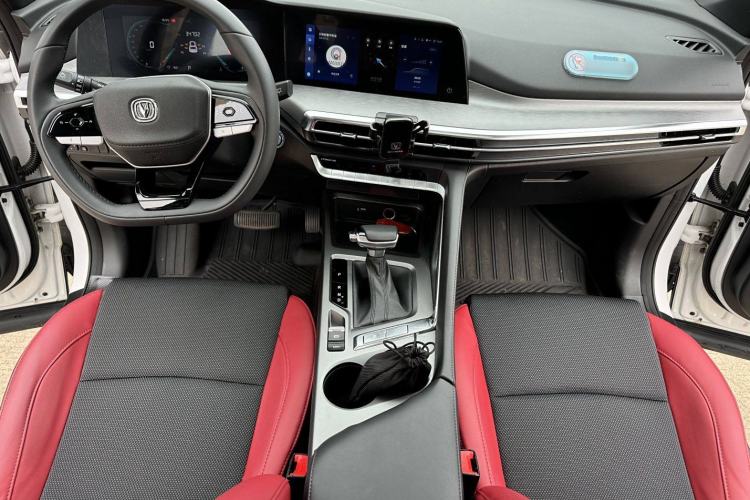Used CHANGAN CS35PLUS 2023 Enjoy Edition 1.4T DCT Luxury Model Interior 2