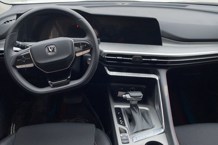 Used CHANGAN CS35PLUS 2023 Enjoy Edition 1.4T DCT Luxury Model Interior 3