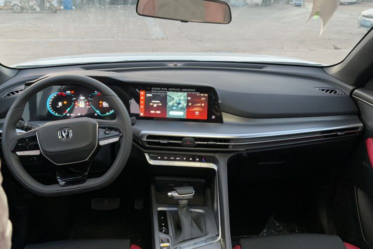 Used CHANGAN CS35PLUS 2023 Enjoy Edition 1.4T DCT Luxury Model Interior 3