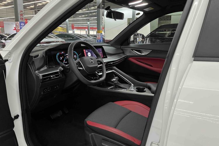Used CHANGAN CS35PLUS 2023 Enjoy Edition 1.4T DCT Luxury Model Interior 4