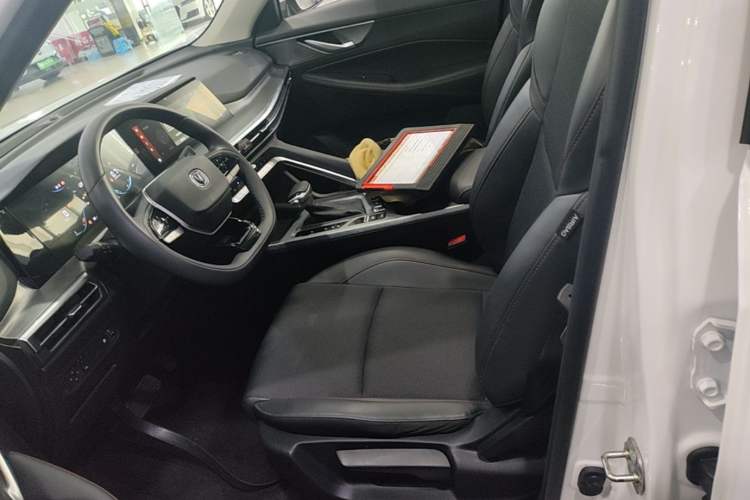 Used CHANGAN CS35PLUS 2023 Enjoy Edition 1.4T DCT Luxury Model Left Front Seat