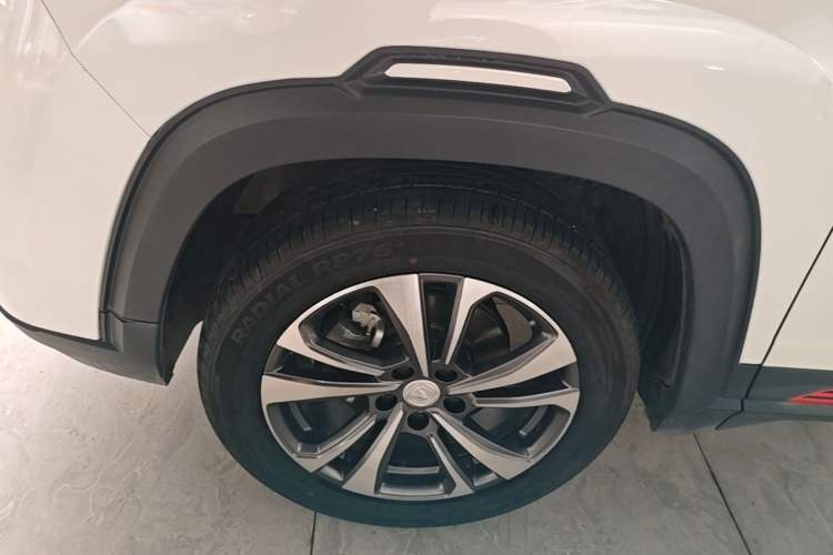 Used CHANGAN CS35PLUS 2023 Enjoy Edition 1.4T DCT Luxury Model Left Front Wheel Hub