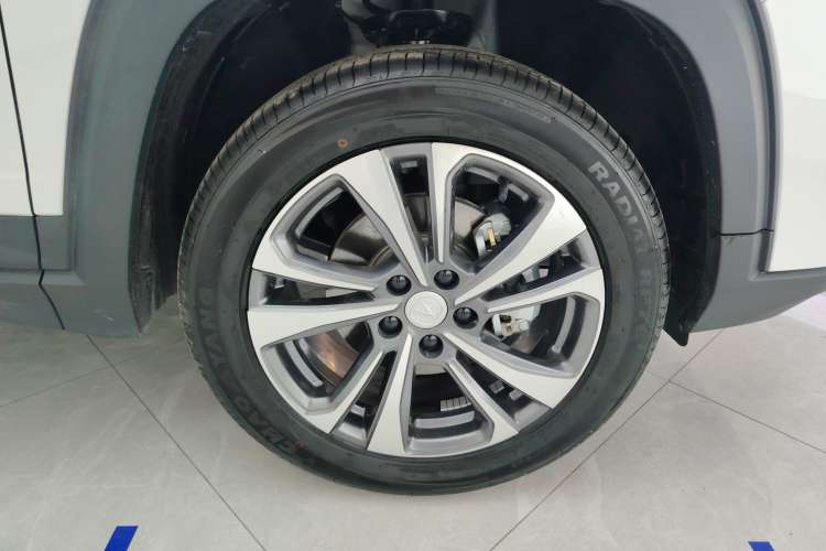 Used CHANGAN CS35PLUS 2023 Enjoy Edition 1.4T DCT Luxury Model Right Front Wheel Hub