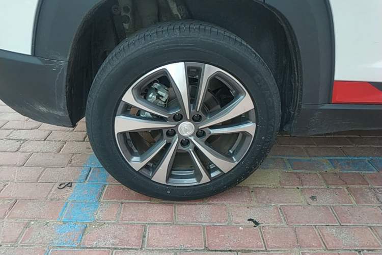 Used CHANGAN CS35PLUS 2023 Enjoy Edition 1.4T DCT Luxury Model Right Rear Wheel Hub