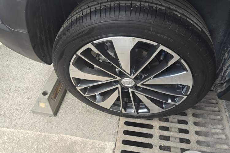 Used CHANGAN CS35PLUS 2023 Enjoy Edition 1.4T DCT Prestige Model Right Rear Wheel Hub