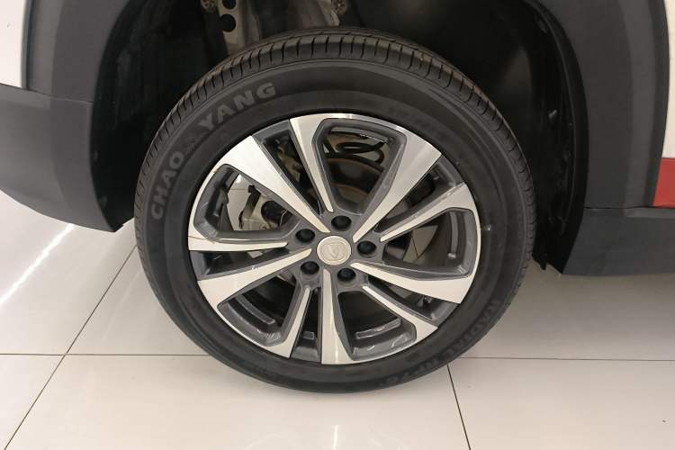 Used CHANGAN CS35PLUS 2023 Enjoy Edition 1.4T DCT Luxury Model Right Rear Wheel Hub