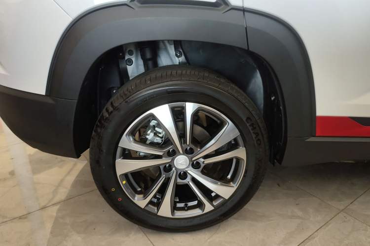 Used CHANGAN CS35PLUS 2023 Enjoy Edition 1.4T DCT Luxury Model Right Rear Wheel Hub