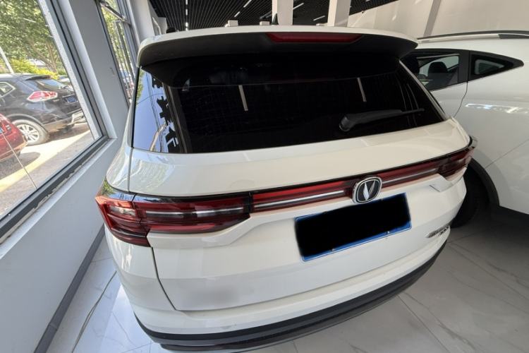 Used CHANGAN CS35PLUS 2024 Blue Whale NE 1.4T DCT Deluxe Edition Exterior 5