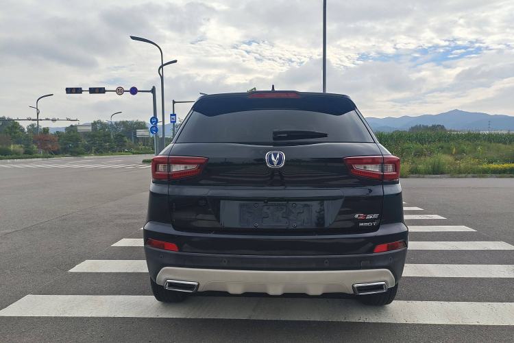 Used CHANGAN CS55 2017 1.5T Manual Colorful Edition Exterior 4