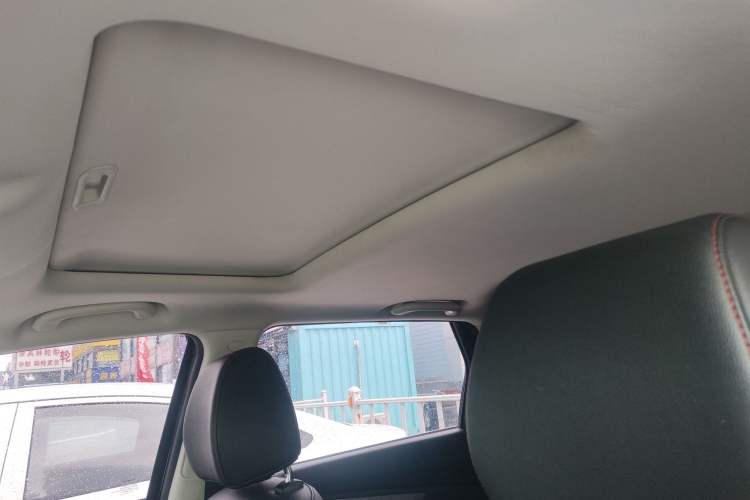 Used CHANGAN CS55 2017 1.5T Manual Colorful Edition Headliner