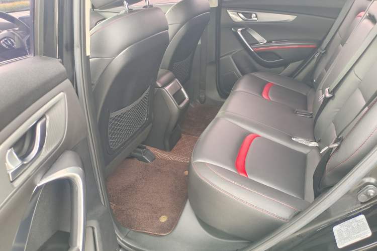 Used CHANGAN CS55 2017 1.5T Manual Colorful Edition Interior 3