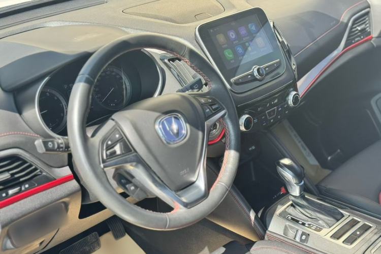 Used CHANGAN CS55 2018 1.5T Automatic Colorful Edition China V Standard Interior 2