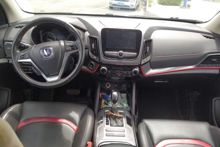 Used CHANGAN CS55 2017 1.5T Automatic Colorful Edition Center Console