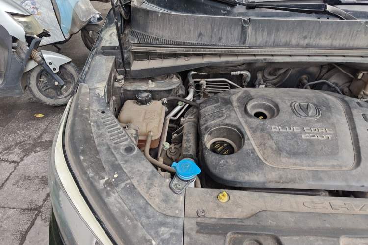 Used CHANGAN CS55 2017 1.5T Automatic Colorful Edition Engine Bay Right