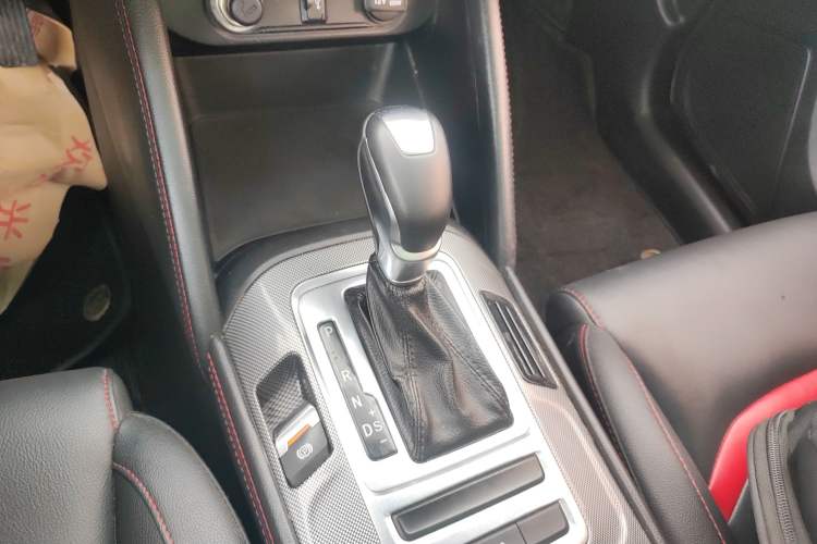 Used CHANGAN CS55 2017 1.5T Automatic Xuan Dong Model Gear Lever