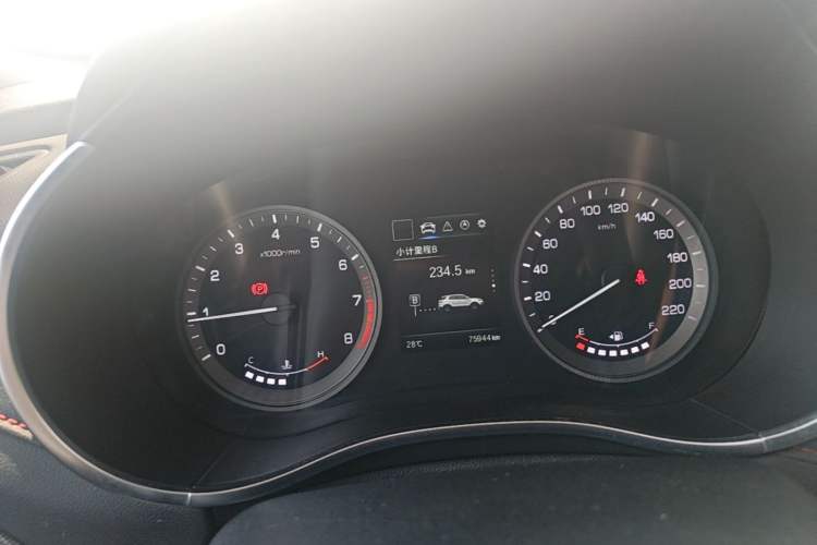 Used CHANGAN CS55 2017 1.5T Manual Colorful Edition Instrument Cluster