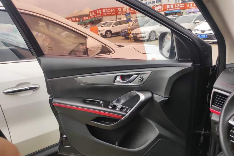 Used CHANGAN CS55 2017 1.5T Automatic Xuan Dong Model Left Front Door Interior