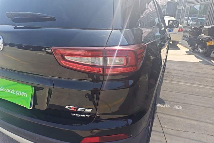 Used CHANGAN CS55 2017 1.5T Manual Colorful Edition Right Rear Taillight