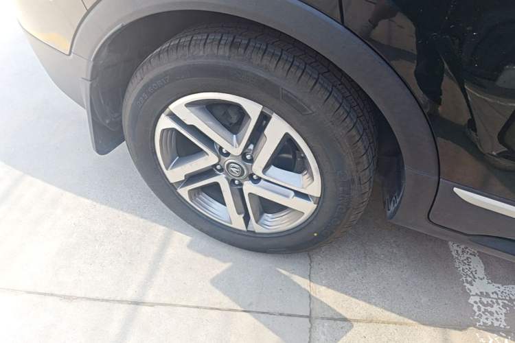 Used CHANGAN CS55 2017 1.5T Manual Colorful Edition Right Rear Wheel Hub