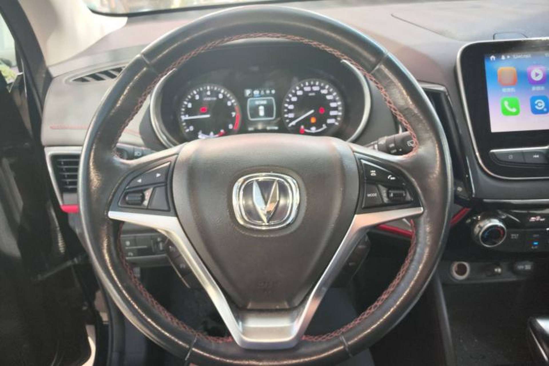 Used CHANGAN CS55 2017 1.5T Automatic Colorful Edition Steering Wheel