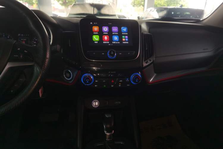 Used CHANGAN CS55 2017 1.5T Automatic Showoff Model Audio And AC Panel
