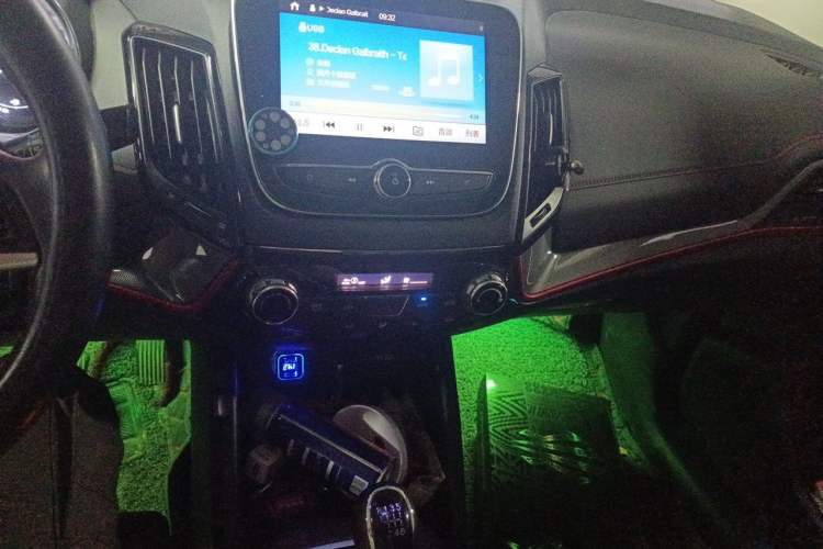 Used CHANGAN CS55 2017 1.5T Manual Colorful Edition Audio And AC Panel