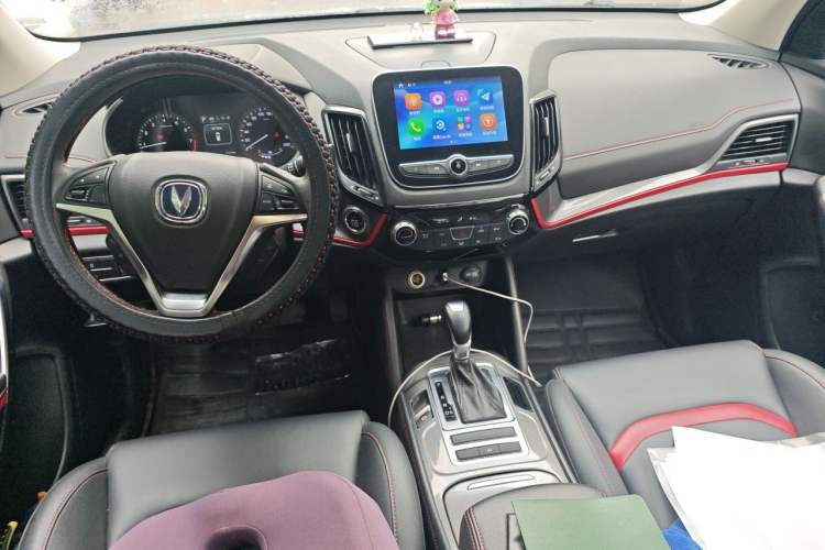Used CHANGAN CS55 2017 1.5T Automatic Colorful Edition Center Console