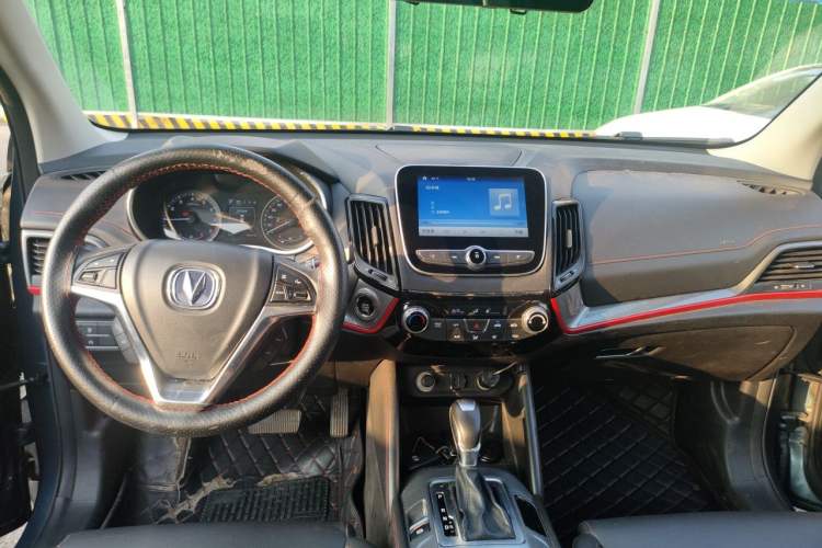 Used CHANGAN CS55 2017 1.5T Automatic Colorful Edition Center Console