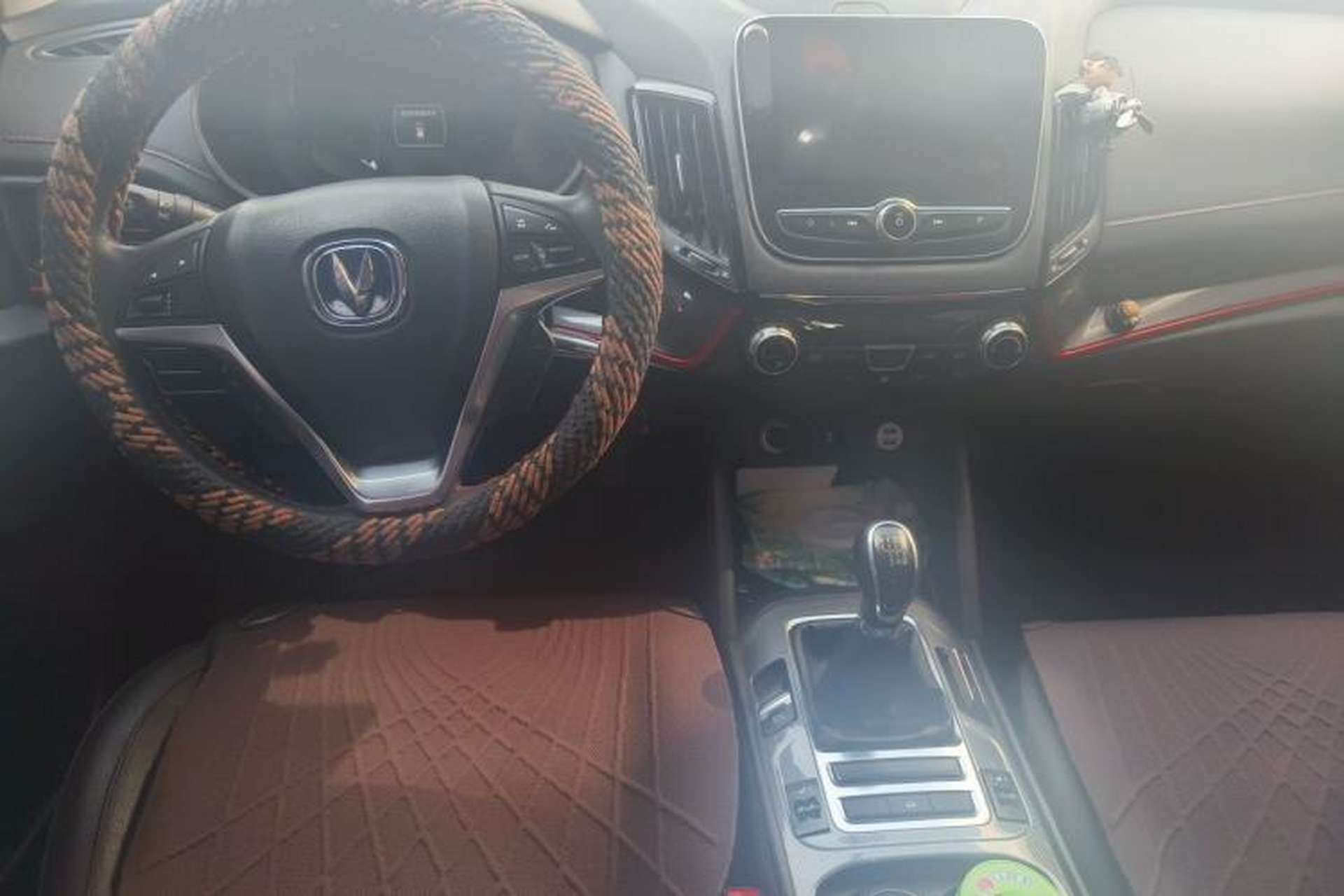 Used CHANGAN CS55 2017 1.5T Manual Colorful Edition Center Console