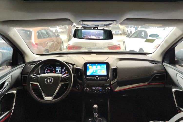 Used CHANGAN CS55 2017 1.5T Automatic Xuan Dong Model Center Console
